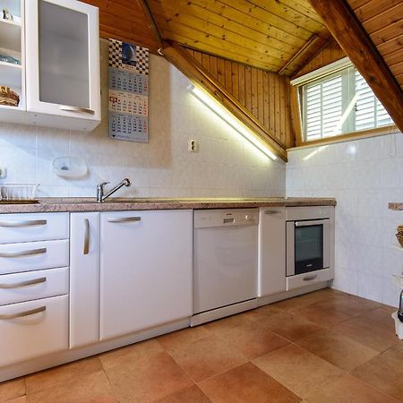 Impeccable 3-Bed Apartment In Dubrovnik Exterior photo